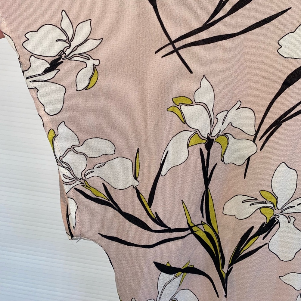 Veronika Maine Womens Pale Blush Floral Short Sleeved Blouse Workwear Size 12 - Picture 6 of 15